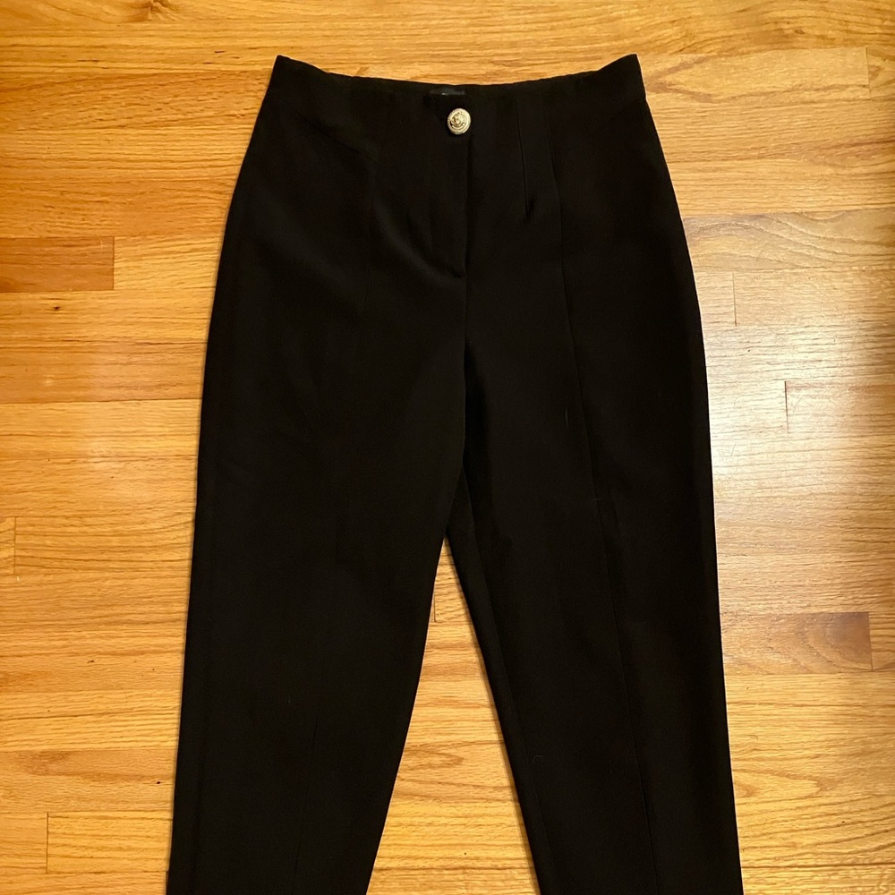 High-waisted work slacks